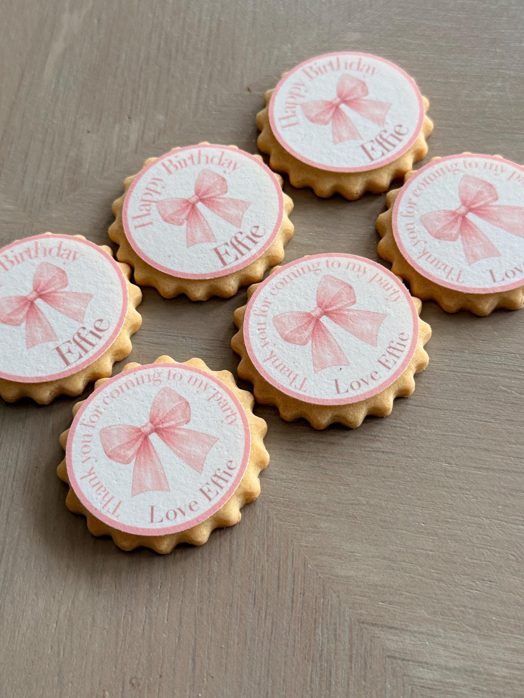 Pink Bow Edible Biscuit & Cupcake Toppers