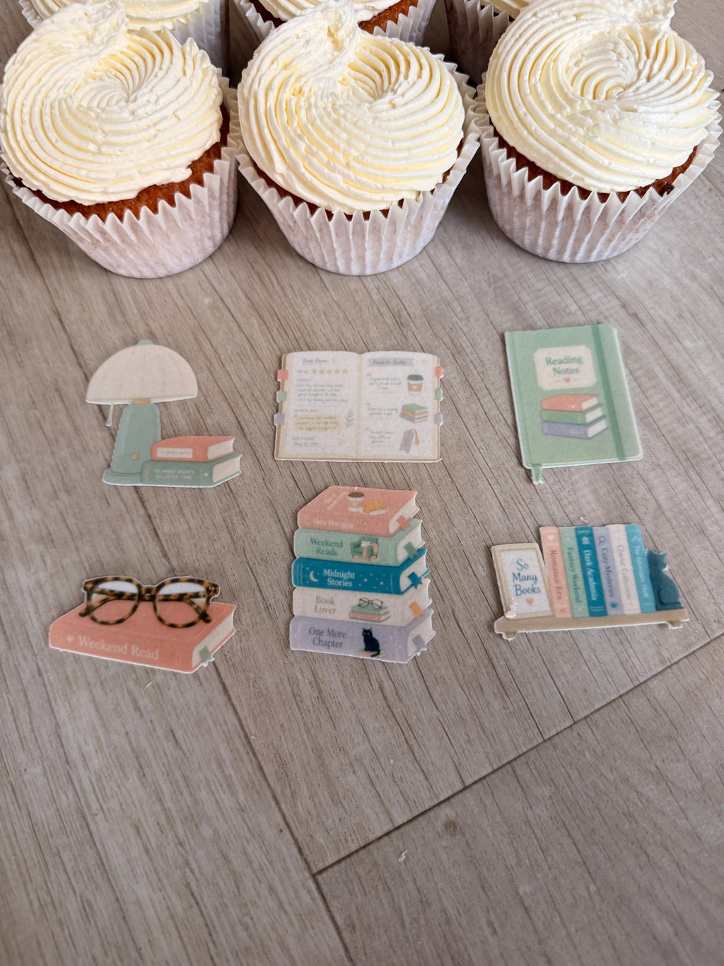 Book Lover & Reading Edible Cupcake Toppers