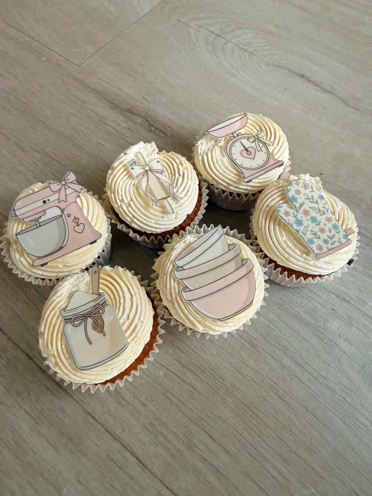 Baking Lover Edible Cupcake Toppers
