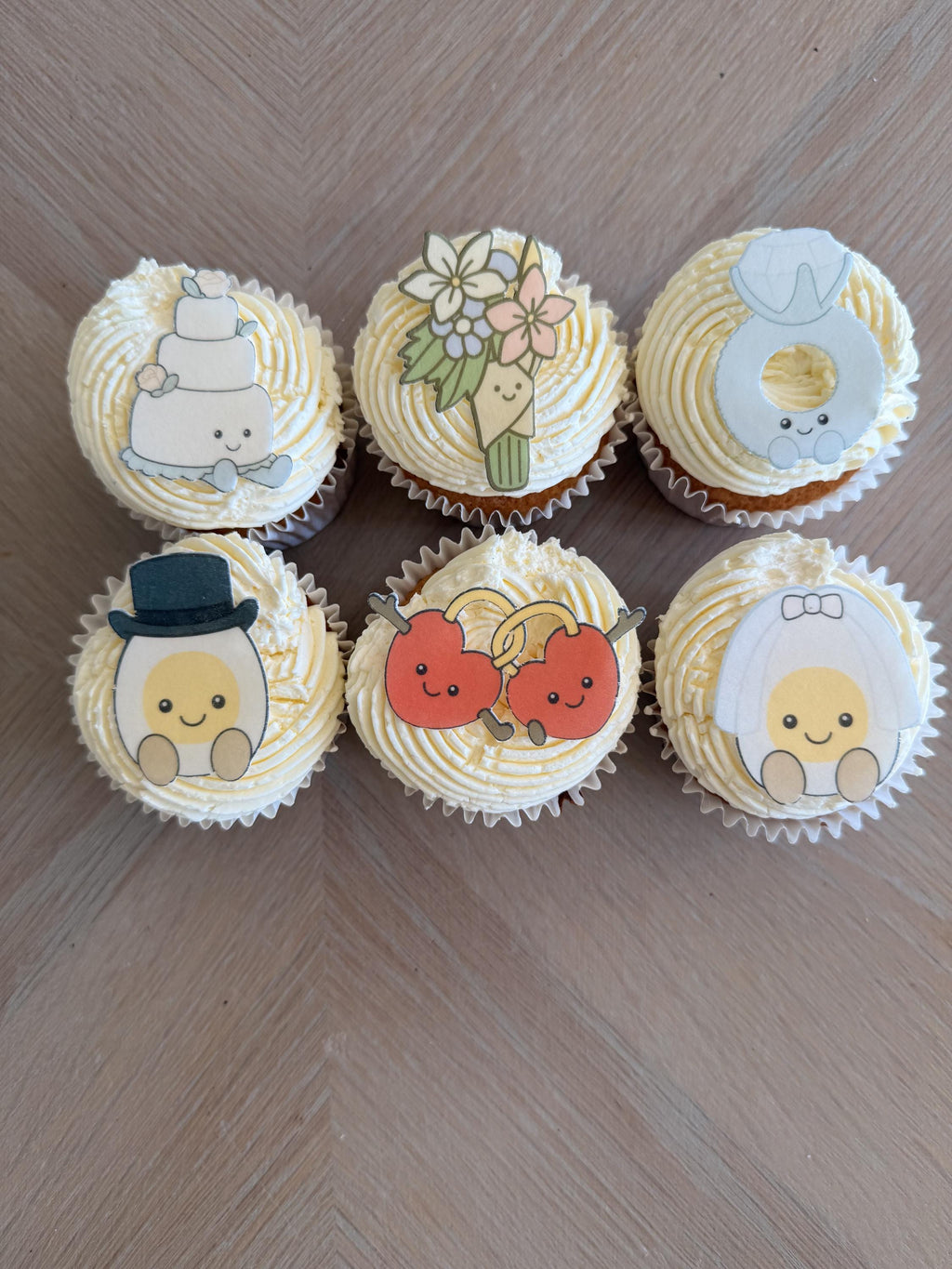 Wedding & Engagement Amuseables Style Edible Cupcake Toppers