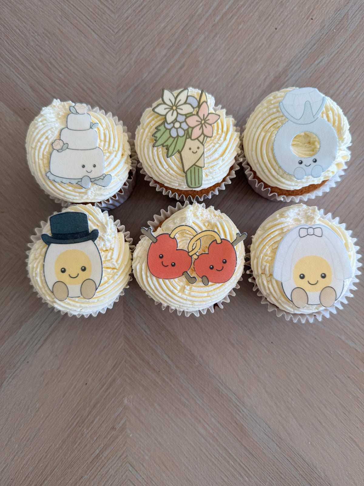 Wedding & Engagement Amuseables Style Edible Cupcake Toppers