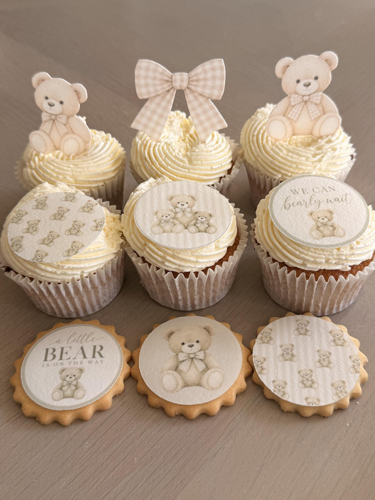 We Can Bearly Wait Edible Baby Shower Toppers, 5cm
