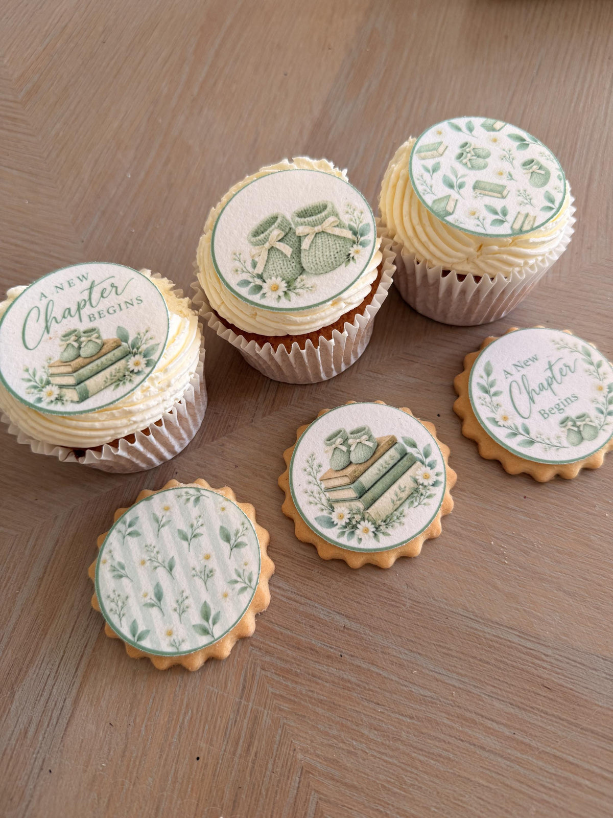 A New Chapter Begins Edible Baby Shower Toppers, 5cm